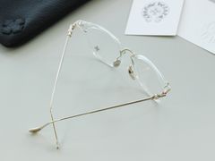 -目艮眼镜SHOWROOM(品牌集合店)