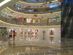 门面-优衣库(石家庄裕华万达广场店)