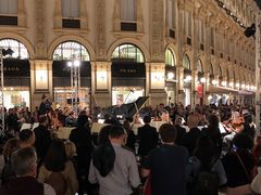 -文艺复兴百货(米兰大教堂广场店)