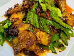 -四川小胡子海鲜(丁村万人海鲜广场店)