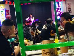 大堂-马路牙子地桌烤肉(工体店)