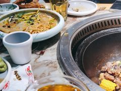 -锅老头海鲜铁锅炖