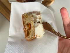 -VERIE BAKEHOUSE
