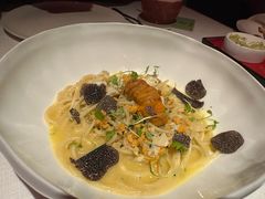 -弦月窗LUNETTE BY AMANDA(复兴路店)