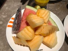 水果-V-ONE西雅图海鲜自助餐厅(仓山万达广场店)