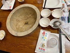 餐具摆设-云中鱼蒸汽石锅鱼(川沙百联店)