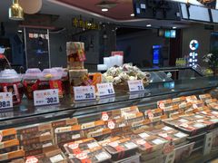 面包甜点陈列柜-留夫鸭(巴黎春天宝山店)