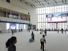 -冰纷万象滑冰场(赣州华润万象城店)