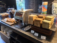 -BLU 全日制餐厅(上海安曼纳卓悦酒店)