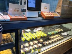 -鲍师傅糕点(江苏路店)