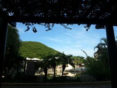 -三亚亚龙湾凯莱仙人掌度假酒店