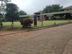 -侯臣咖啡文化村