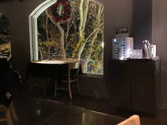 -穹六人间 people 6(岳阳路店)