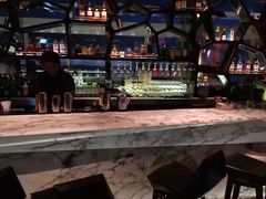 -OZONE 顶楼酒吧(香港丽思卡尔顿酒店)