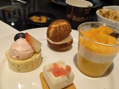 -上海漕河泾万丽酒店
