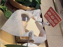 -左庭右院鲜牛肉火锅(金山万达店)