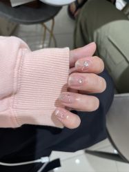 -瞧·享轻奢美甲美睫