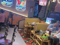 -四季喧黔味豆米火锅(万达广场店)