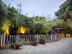 -千滋百味·醉江澜花园餐厅(街道口店)