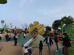 -季高兔窝窝亲子园(上海薰衣草公园店)