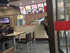 -李先生牛肉面大王(北京站售票厅餐厅)