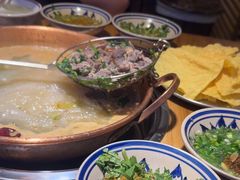 -洱火云南酸菜牛肉火锅(石景山当代商城店)