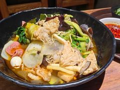 -万记麻辣烫国展总店