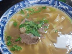 -十二忠手拉面(五福店)
