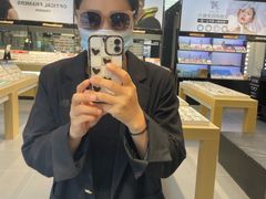 -LOHO眼镜(上海市浦江万达店)