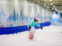 -乔波室内滑雪场