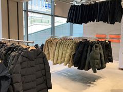 -迪桑特DESCENTE(北京三里屯BLANC店)