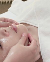 -屿晴·科技美肤SPA美甲美睫