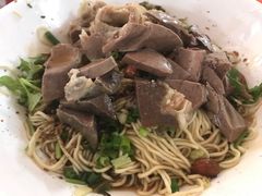 -阿阳牛腩腌面店