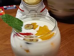 -SPACELAB失重餐厅(世纪汇店)