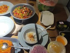 -蜜桃餐厅·伴山(湖滨商业街店)