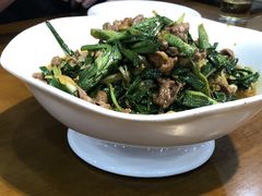 -陈氏土菜馆(北摆宴街店)