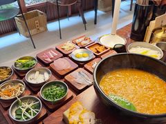 -银米·云南传统过桥米线(双廊黑金冠店)