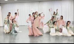 -深舞形体民族舞蹈工作室