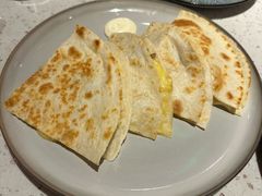 秘制蘑菇奶酪煎饼-墨纪Mojí墨西哥餐厅(南开大悦城店)