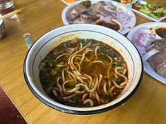 -伊穆祥牛肉面总店·清真
