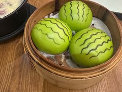 西瓜流沙包-云山茶餐厅(广东大厦店)
