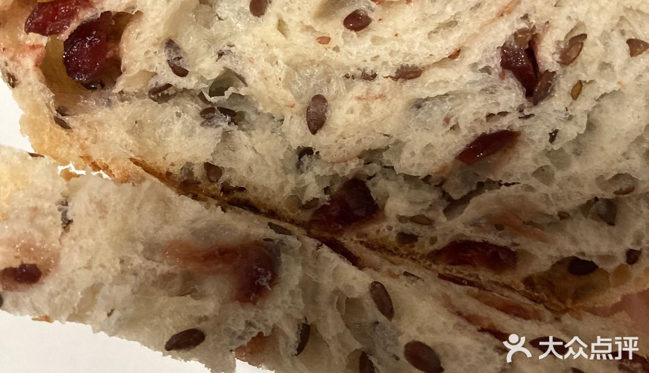 软硬兼修的碳水王者