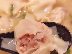 -八二小区抄手(龙湖上城天街店)