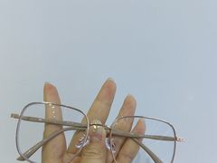 -罗伯特眼镜·蔡司官方授权(罗湖国贸店)