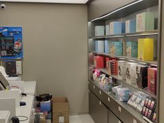 -泡泡玛特POPMART(蓝色港湾店)