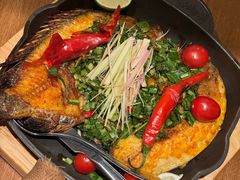 -云海肴·汽锅鸡·云南菜(天山百盛优客店)