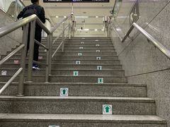-陆家浜路(地铁站)