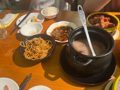 -莲餐厅·湖北菜·潜江小龙虾店(愚园路店)