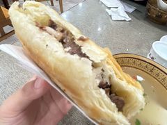 -李春秋驴肉火烧总店