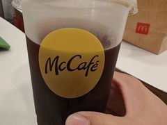 -麦当劳(上海虹桥站30B检票口楼上)